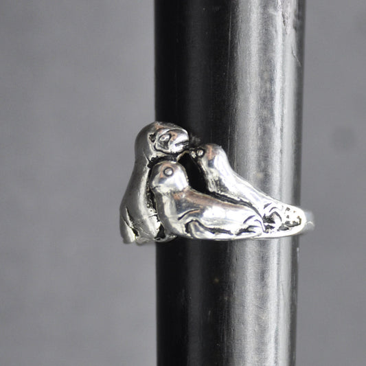 Seal Ring Sterling Silver .925 Endangered Species 3 seals on a band ring.